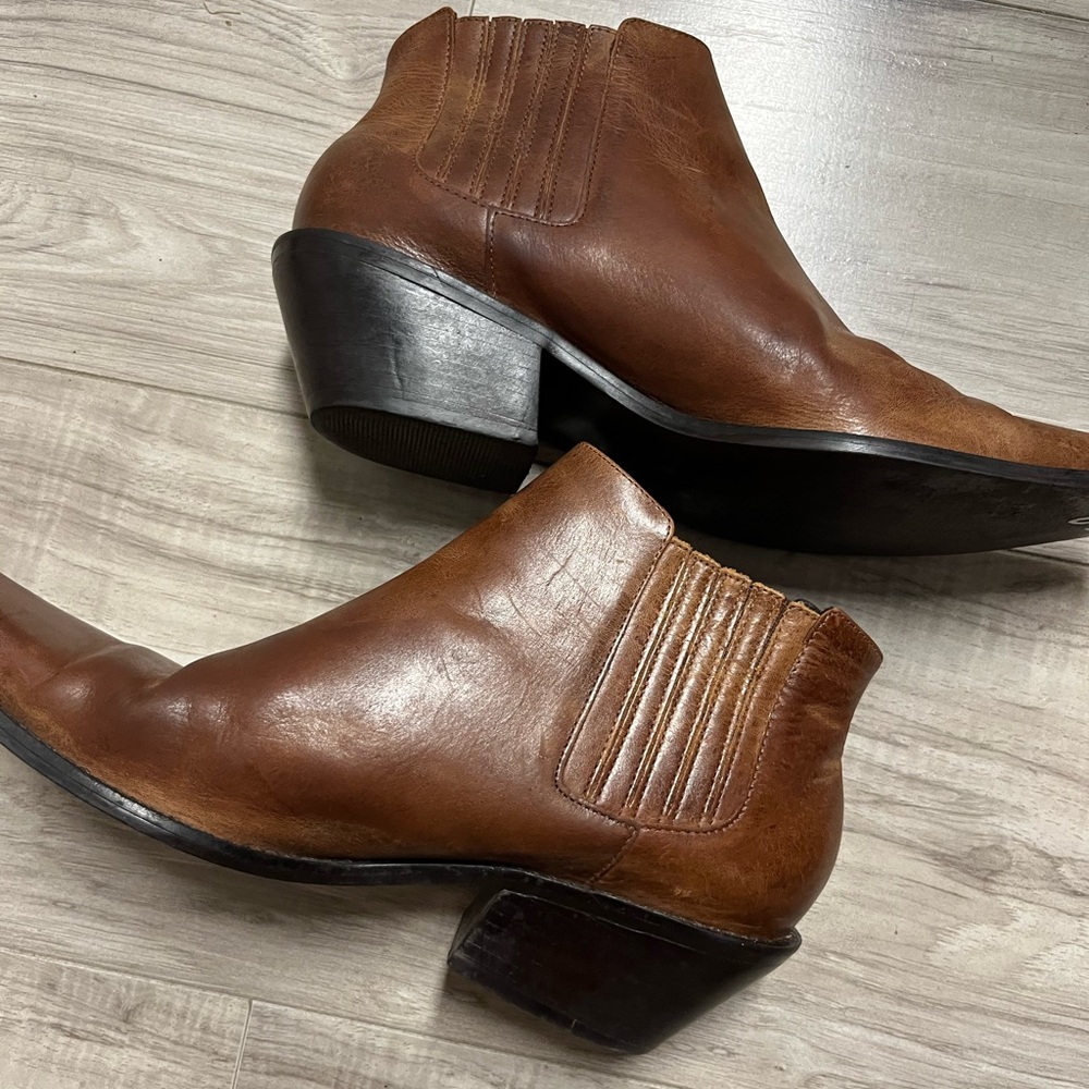 Matisse Brown Leather Pointed Toe Ankle Booties - Picture 2 of 7